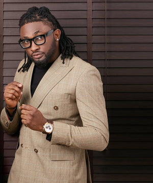 KRÈME CHATS WITH Uti Nwachukwu is a TV presenter , Actor, Model , Events Compere , musician and winner BBA all stars